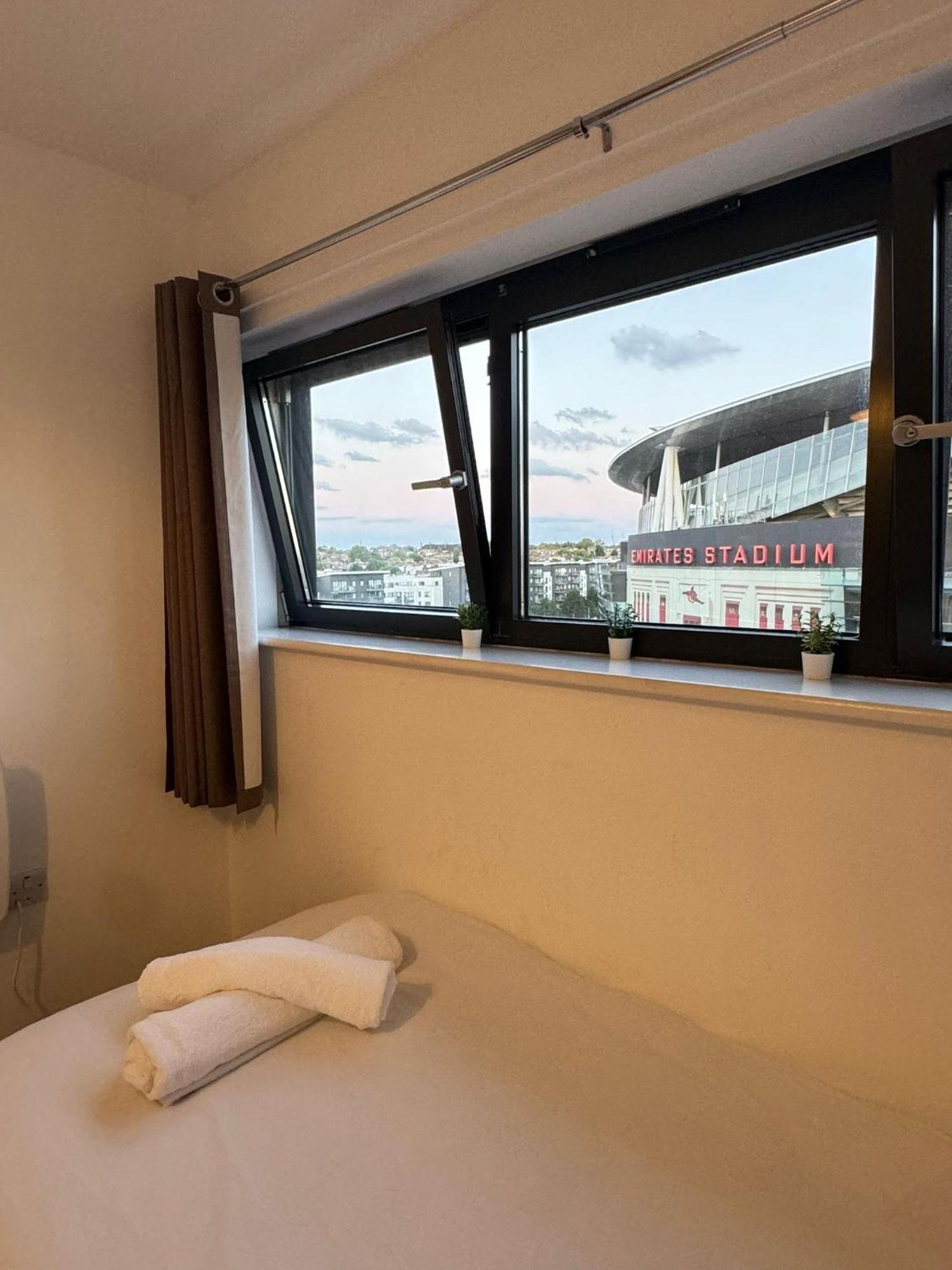לונדון The Emirates Stadium Apartment מראה חיצוני תמונה